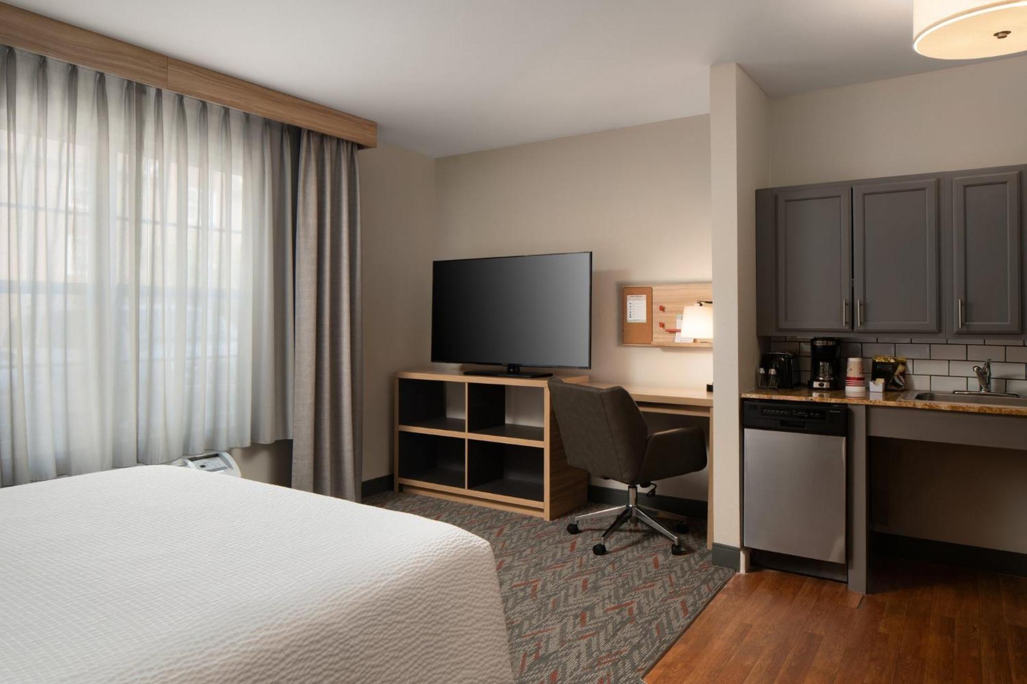 Candlewood Suites St Louis St Charles By Ihg Saint Charles Экстерьер фото