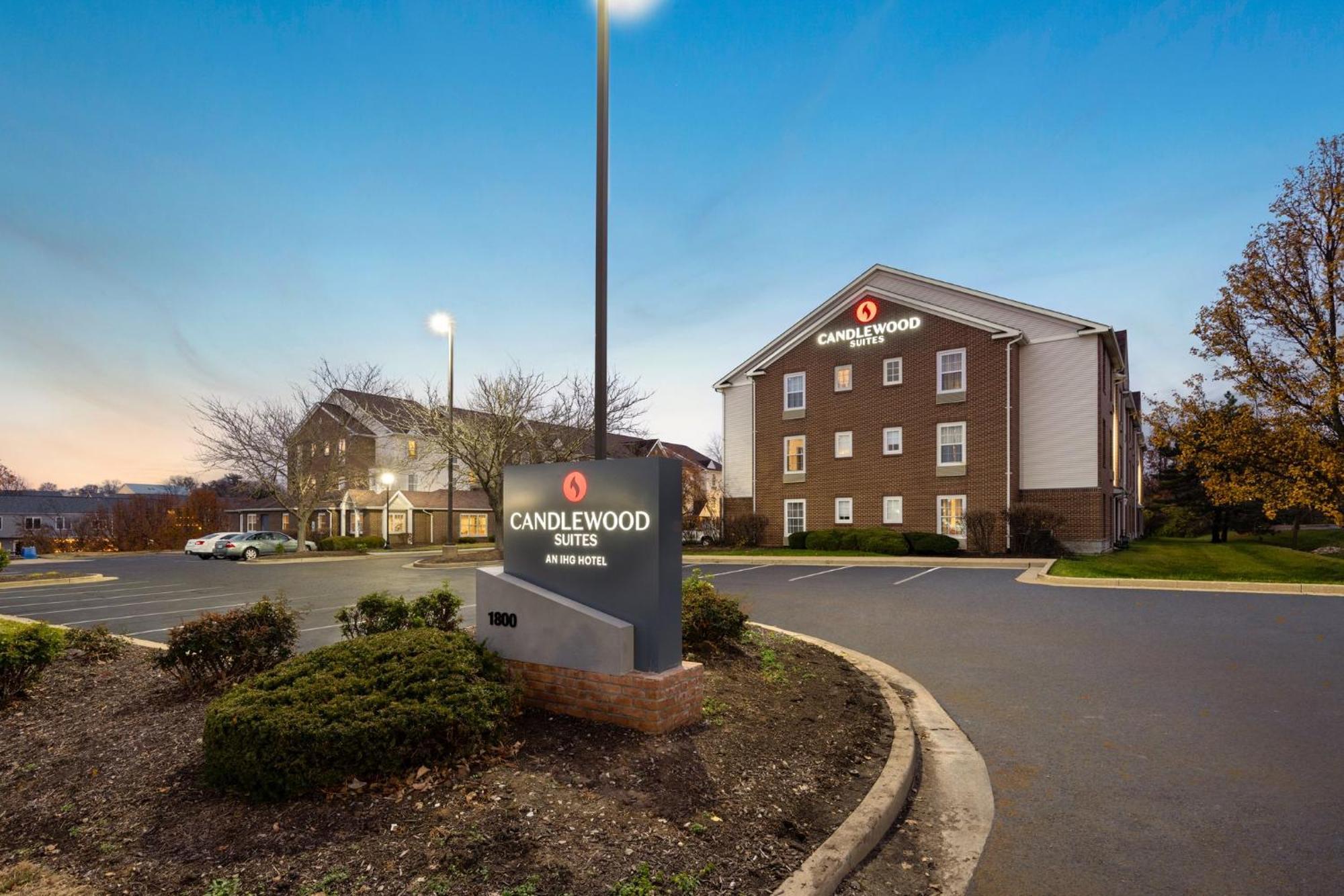 Candlewood Suites St Louis St Charles By Ihg Saint Charles Экстерьер фото